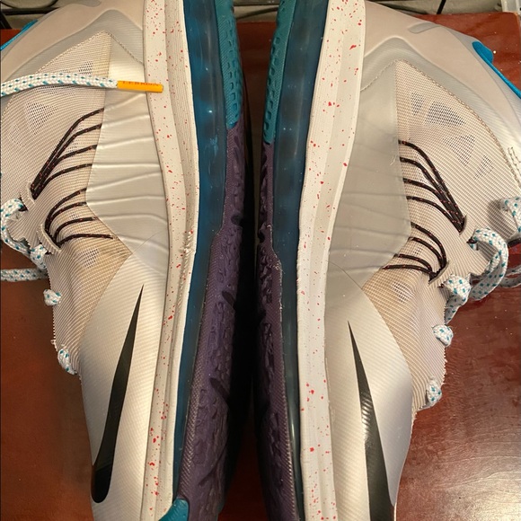 Nike Lebron 10 Low - Picture 4 of 7